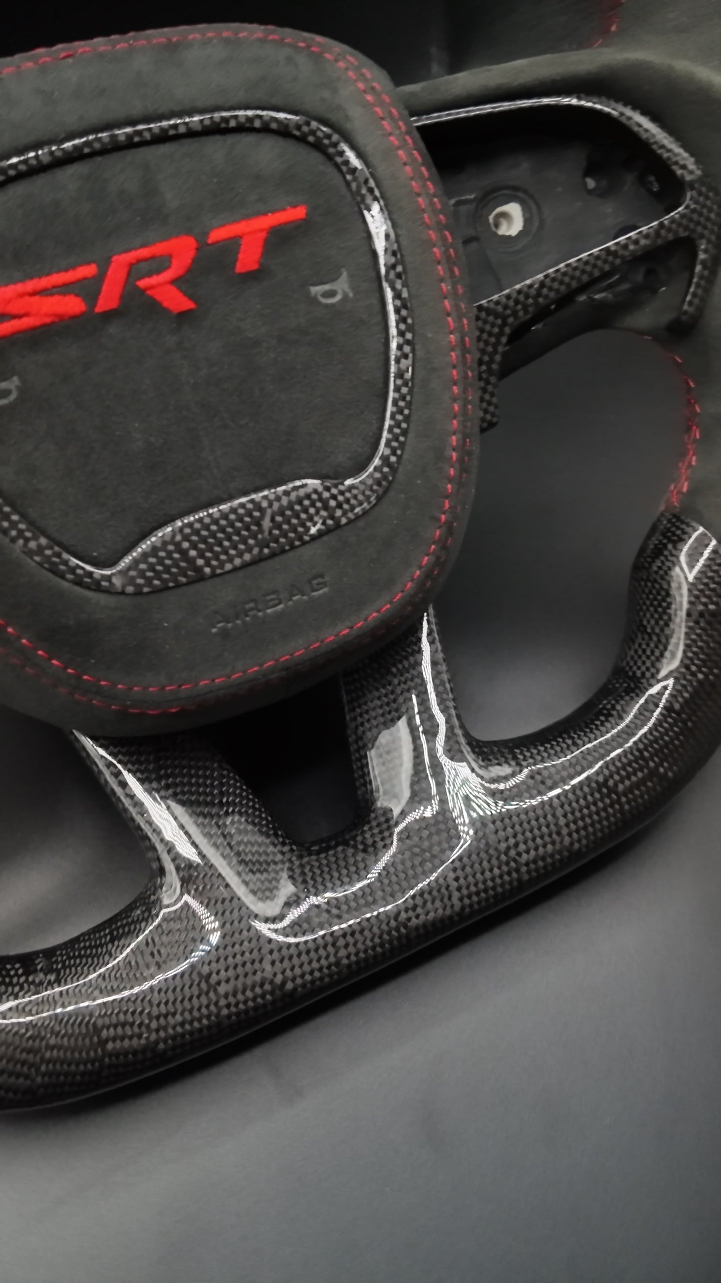 Dodge Charger/Challenger honeycomb carbon fiber steering wheel w/alcantara leather