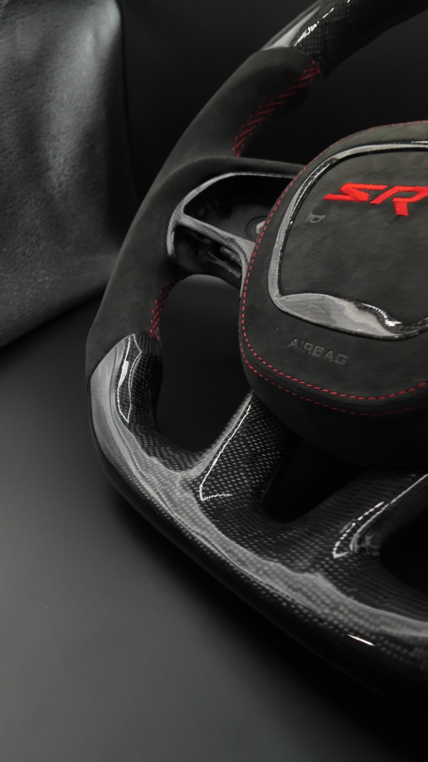 Dodge Charger/Challenger honeycomb carbon fiber steering wheel w/alcantara leather